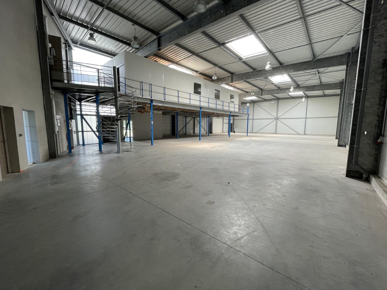 Local d'activité Bruz 1750m² Location local d'activité Bruz Ille-et-Vilaine OLACT2421989 5